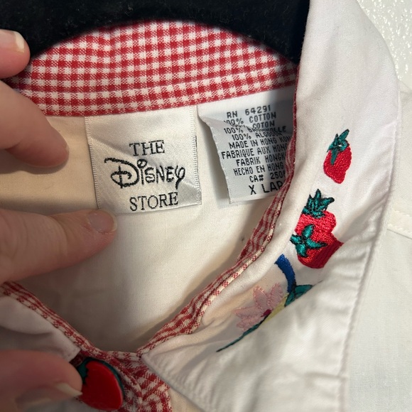 Vintage Disney Winnie the Pooh Embroidered Button Down - Picture 8 of 8